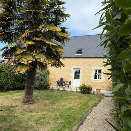 Dom wakacyjny Pres De Bayeux Avec Jacuzzi Juaye-Mondaye